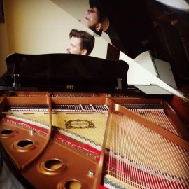 Alejandro Vera uoči koncerta Chiles en Nogada